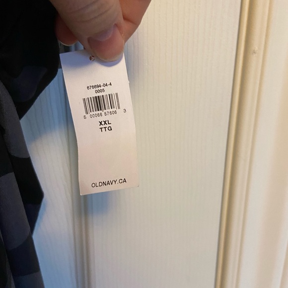 NWT old navy Athletic tank - Picture 3 of 6